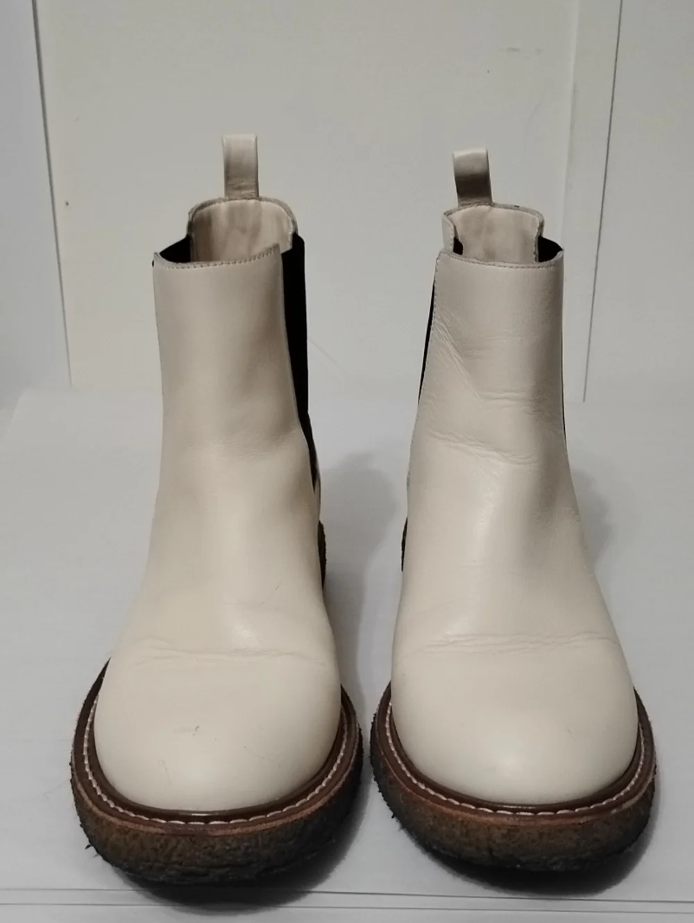 J.Crew Pull On Cream Leather Chelsea Boots‎ with Brown Crepe Sole